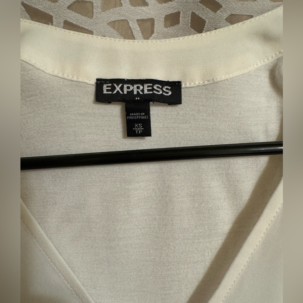 Express Tank Top - Picture 2 of 2